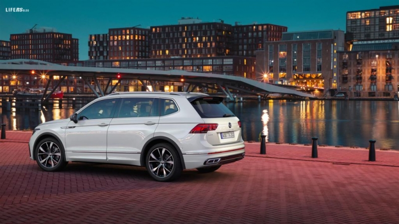 Dopo la VW Tiguan ecco il restyling della Allspace, la versione a passo lungo della suv media della casa tedesca, che può ospitare fino a 7 persone.