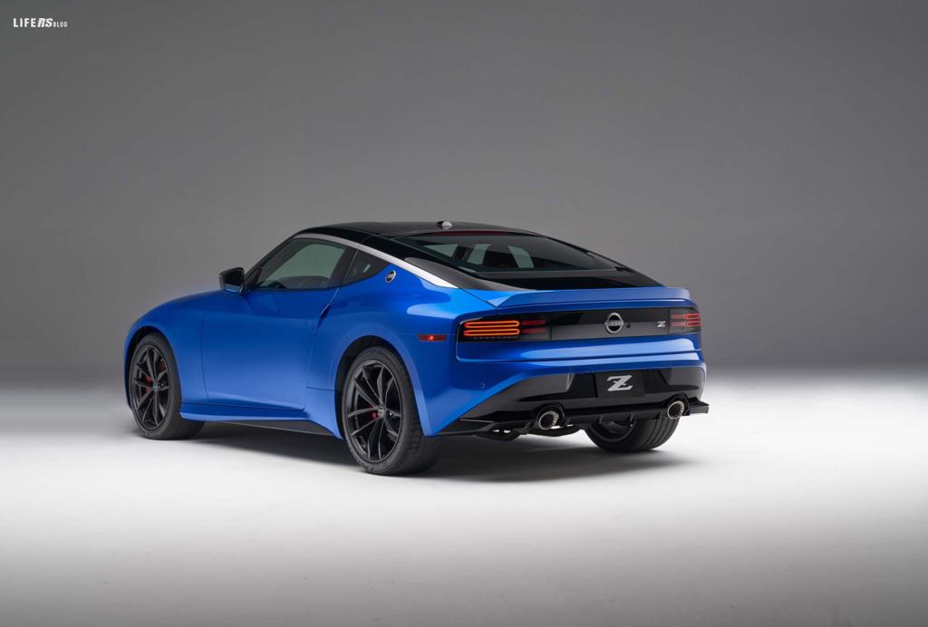 Nissan Z: guarda al passato per andare avanti