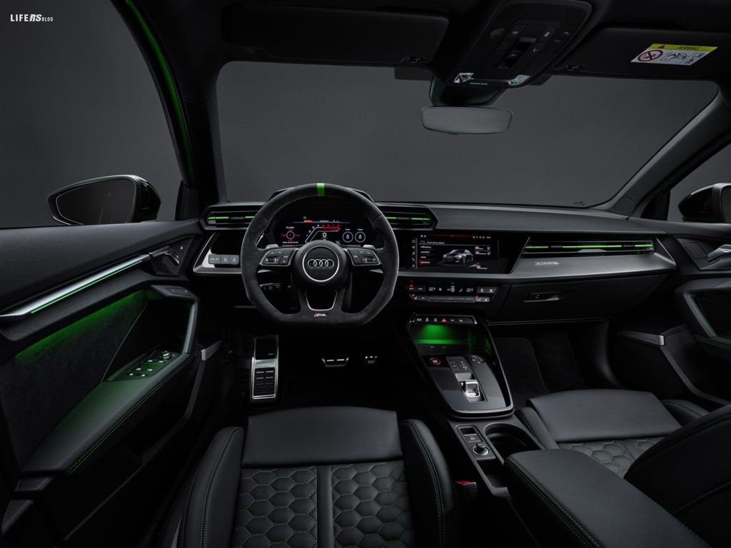 Audi RS 3 Sportback e Sedan: al via la prevendita in Italia