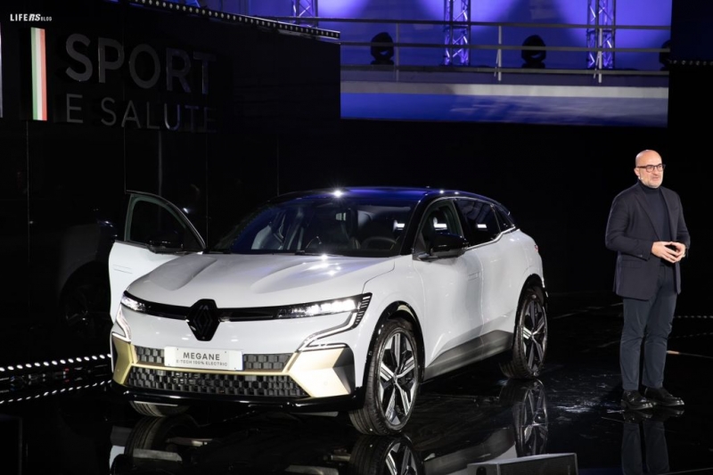 Mégane E-TECH Electric: PRESTAZIONI, PERFORMANCE, SPORTIVITÀ