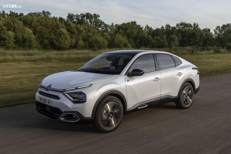 Citroën C4 X, Fastback con l'aspetto moderno di un SUV