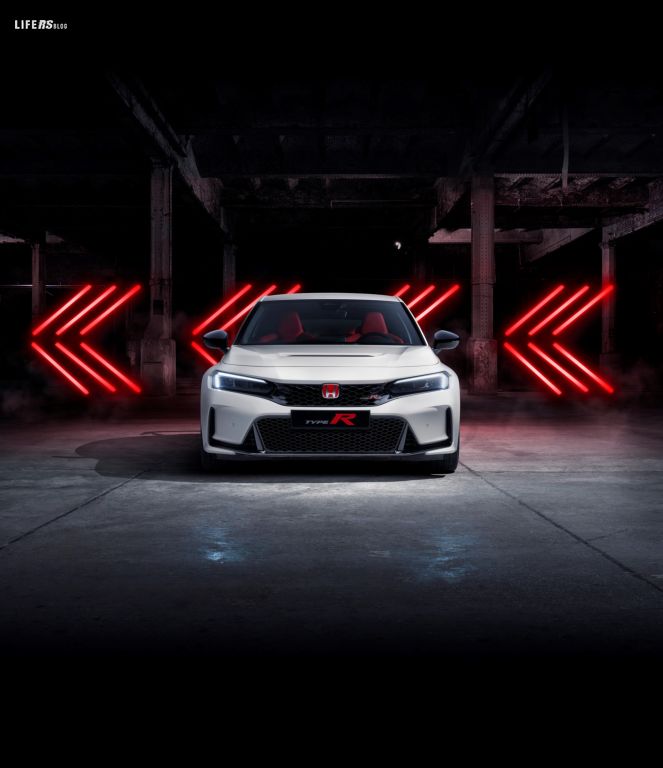 Type R, la Civic sviluppata in 25 anni di prestazioni
