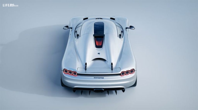 CC850 Koenigsegg, l’auto manuale più veloce del mondo