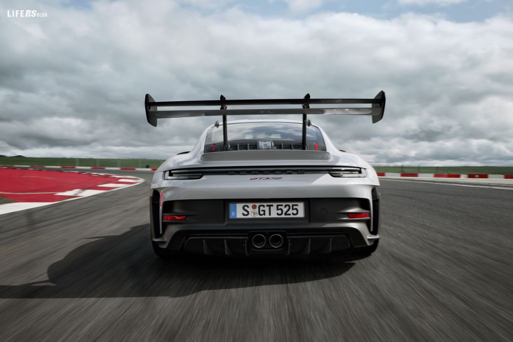 911 GT3 RS, la nuova Porsche stradale ad alte prestazioni