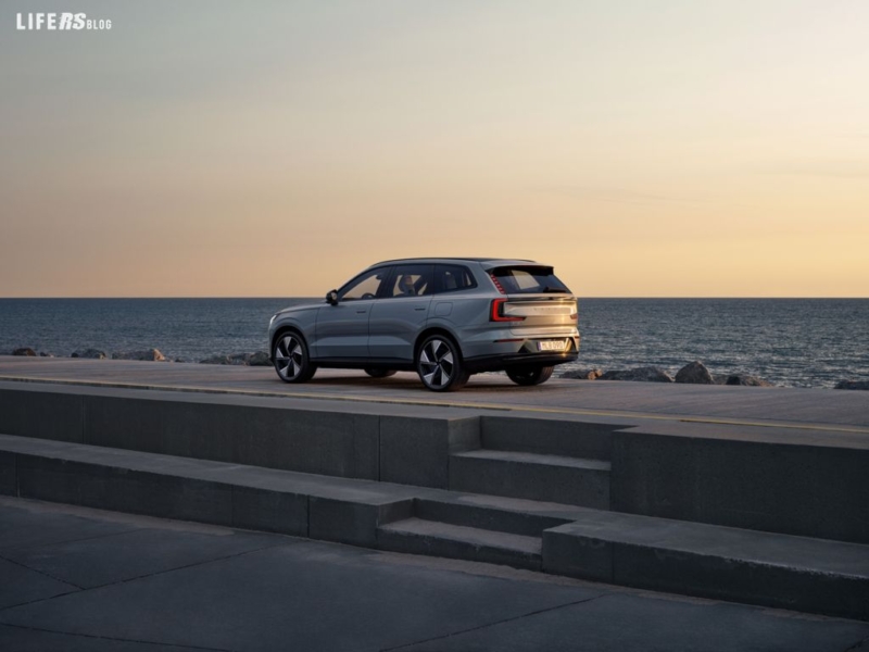 EX90, la nuova Volvo al 100% elettrica