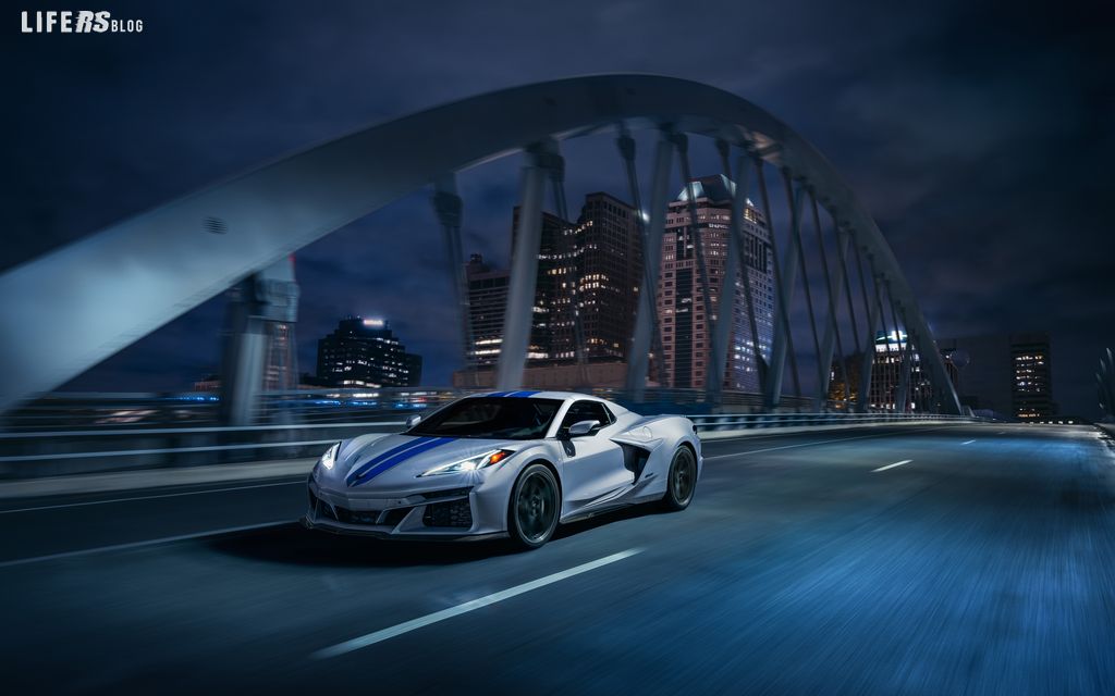 E-Ray, la Corvette con potenza aspirata e reattività elettrificata