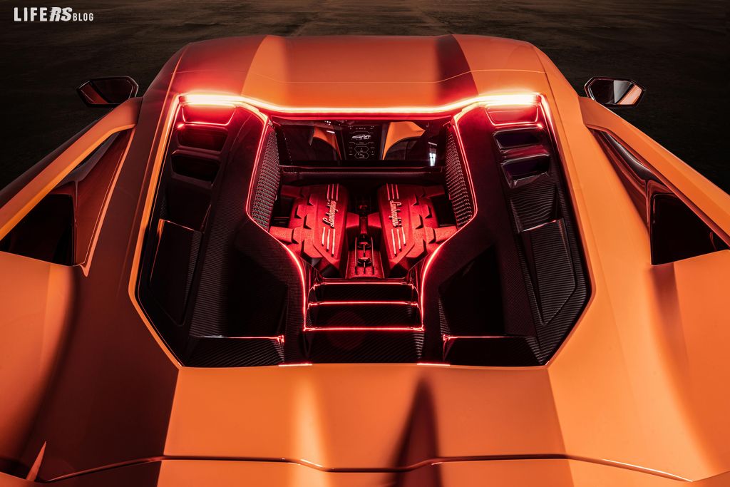 Revuelto una pietra miliare nella storia Lamborghini