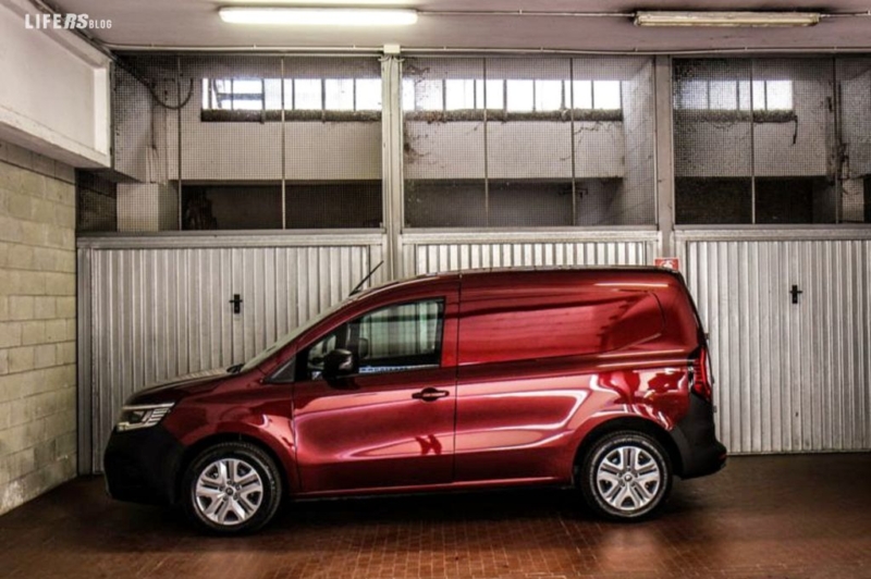 Kangoo Van E-Tech Test Drive - 100% elettrico by Renault