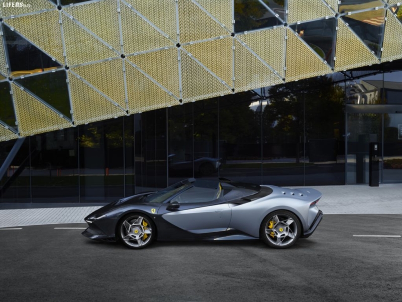 SP-8: La Ferrari Roadster ONE-OFF della Casa di Maranello