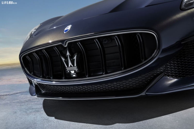 Maserati GranCabrio, la grand tourer per antonomasia