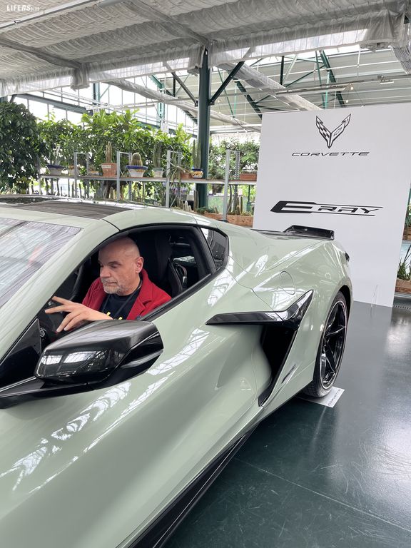e-Ray e-AWD, la "Vette" perfetta per il mercato europeo