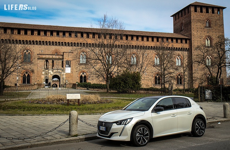 Peugeot Nuova 208 GT Line - 2