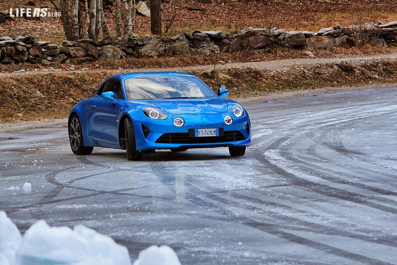 Alpine A110 2