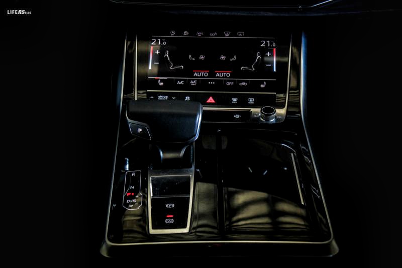 Audi Q8 50 TDI Quattro Tiptronic - 12