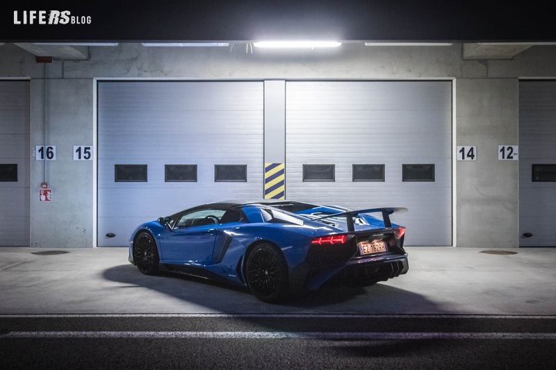 Lamborghini Aventador SV Roadster