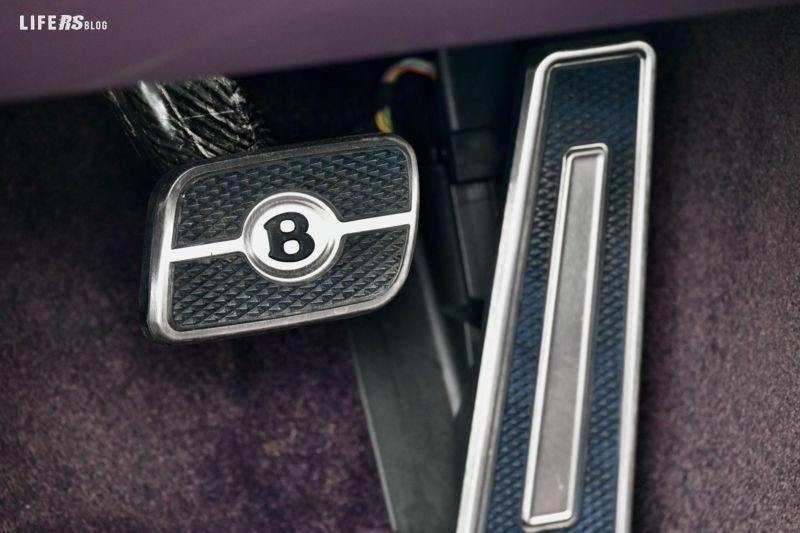 Bentley Continental GTC Speed - 12