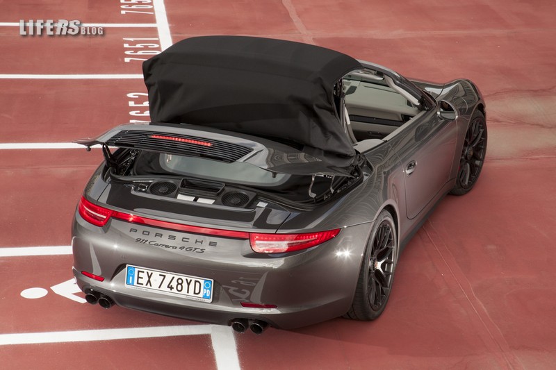 Carrera 4 GTS Cabriolet 1