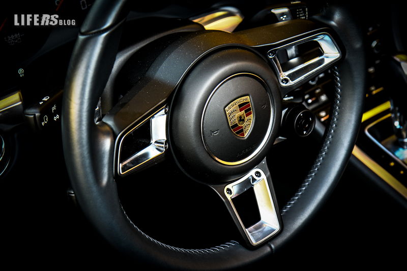 Carrera 4 Cabriolet 3