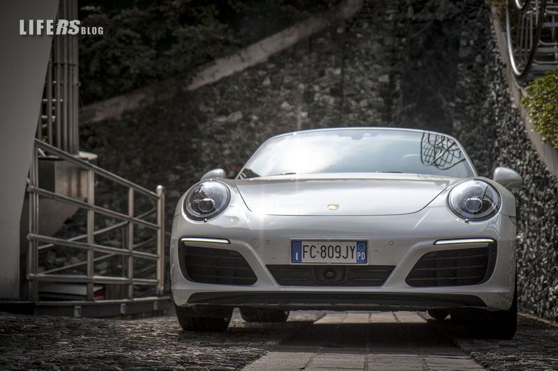 Carrera 4 GTS Cabriolet 2