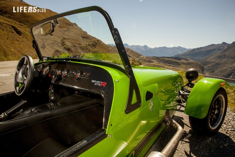 Caterham Seven 275R 3