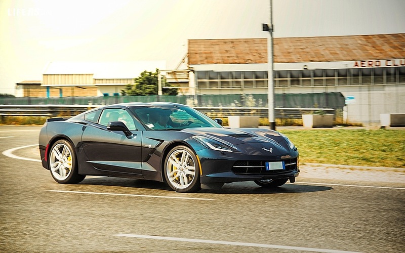 Chevrolet Corvette 8