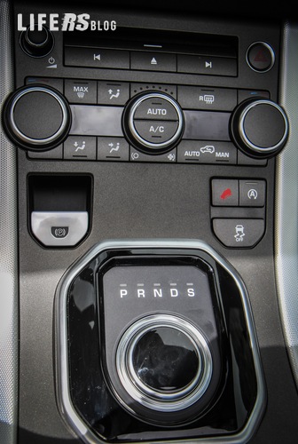 Range Rover Evoque 1