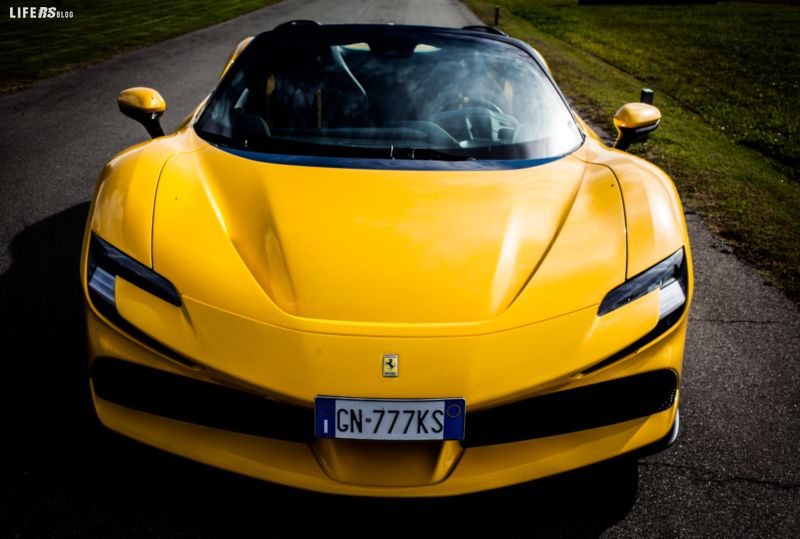 Ferrari SF90 Spider - 20
