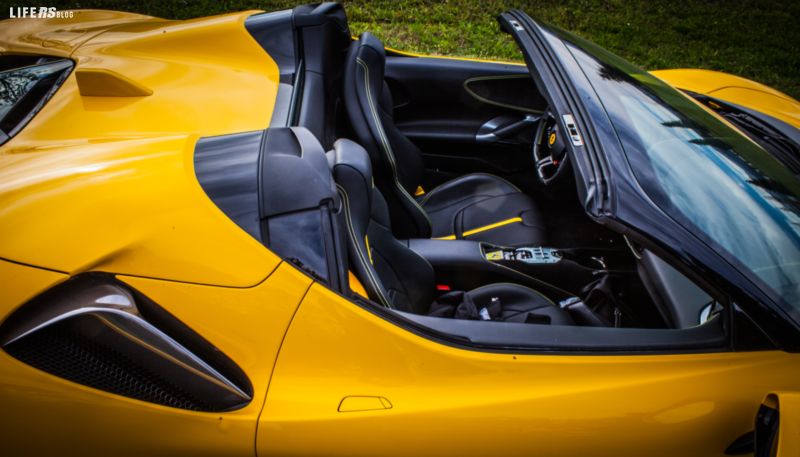 Ferrari SF90 Spider - 9