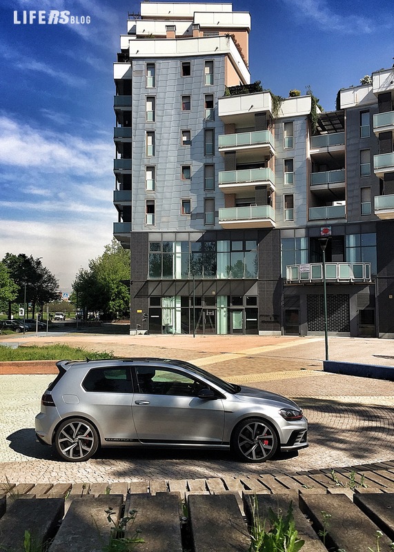 Volkswagen Golf Clubsport - 1