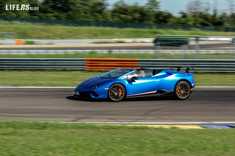 Lamborghini Huracán Performante Spyder pista 1