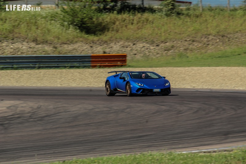 Lamborghini Huracán Performante Spyder pista 2
