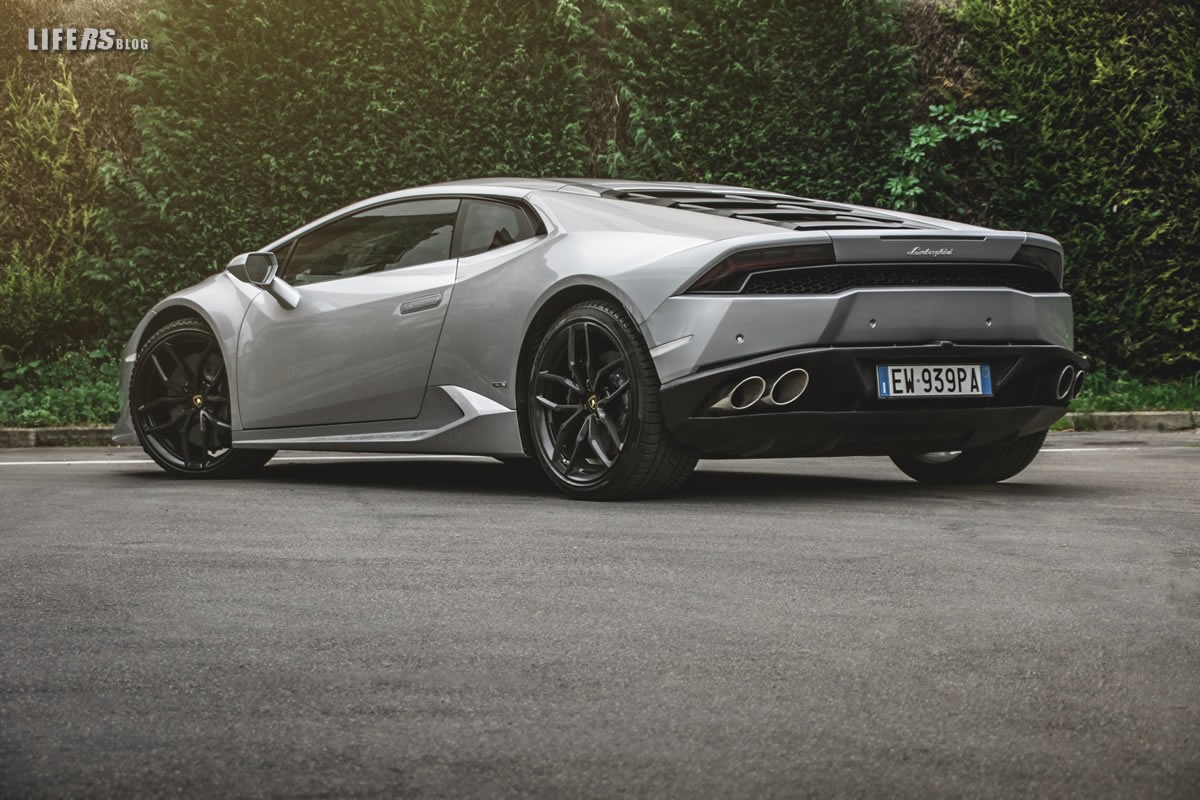 Lamborghini Huracan 3