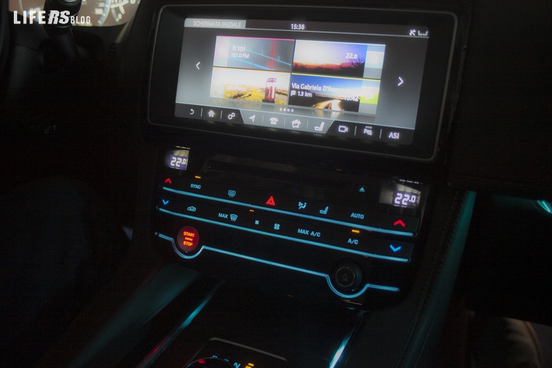 Jaguar F-Pace 3