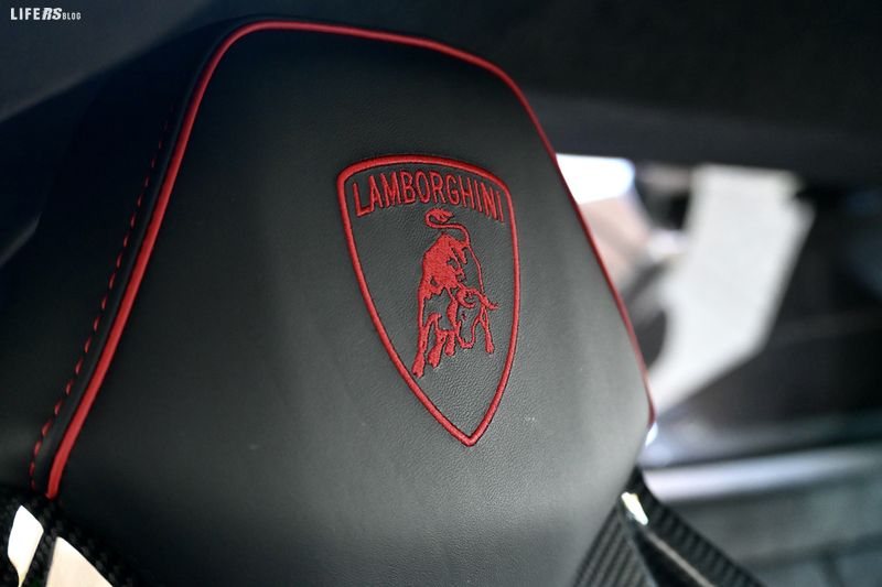 Lamborghini Revuelto 20