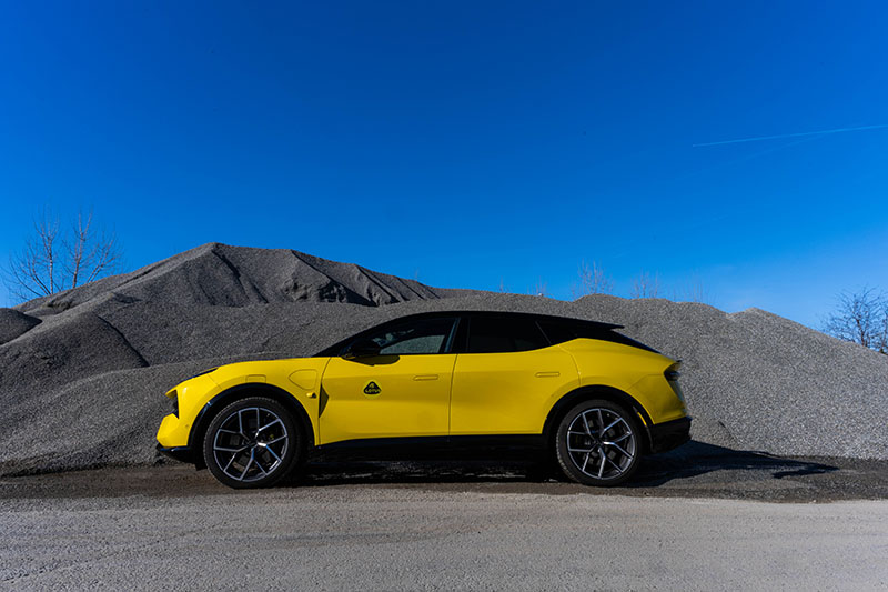 Lotus Eletre S