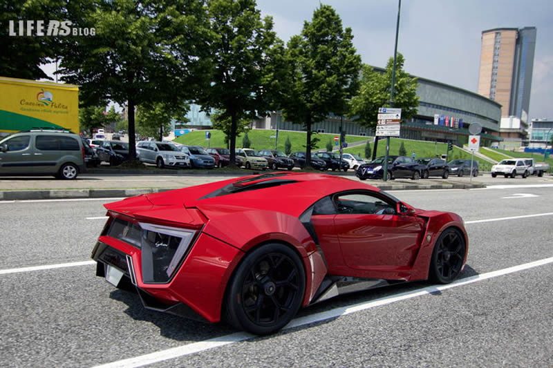 W Motors Lykan HyperSport