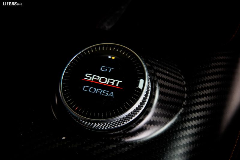 Maserati MC20 - 1