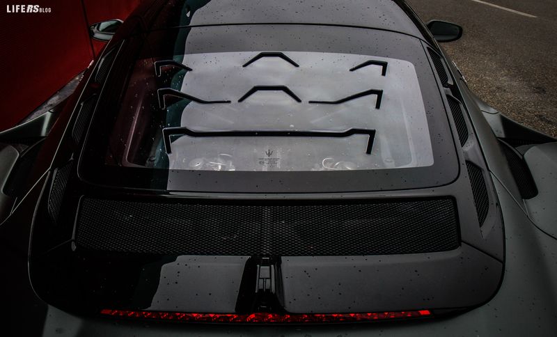Maserati MC20 - 16