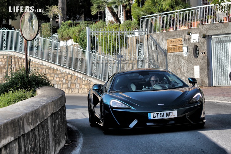 McLaren 570GT Coupè 2