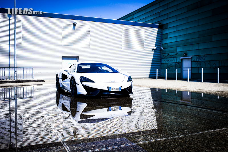 McLaren 570s 4