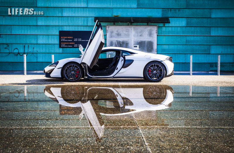 McLaren 570s