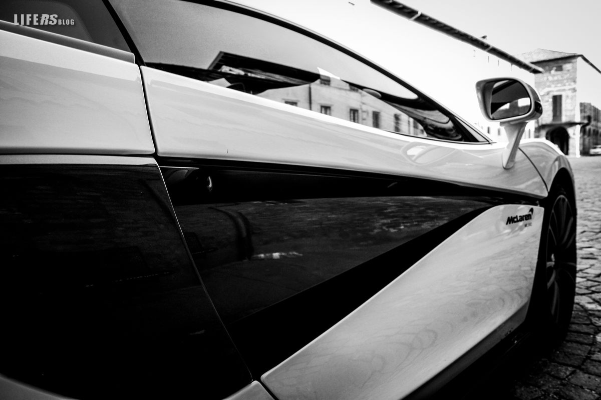 McLaren - 2