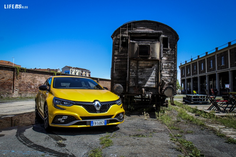 Renault Megane R.S. Trophy 8