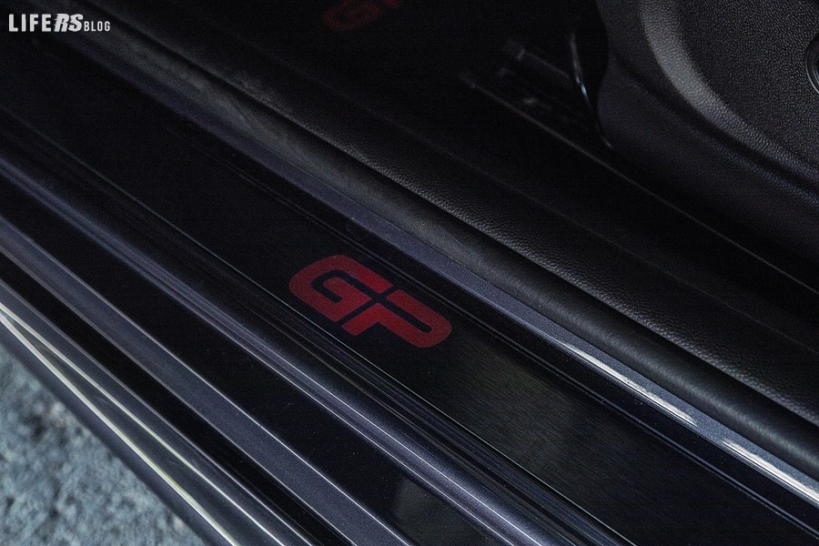Mini John Cooper Works GP - 2 