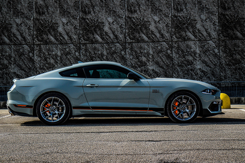 Ford Mustang Mach-1