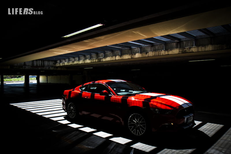Ford Mustang 2