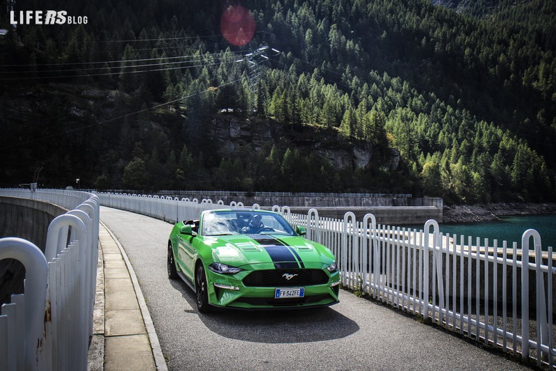 Nuova Mustang Fastback 3