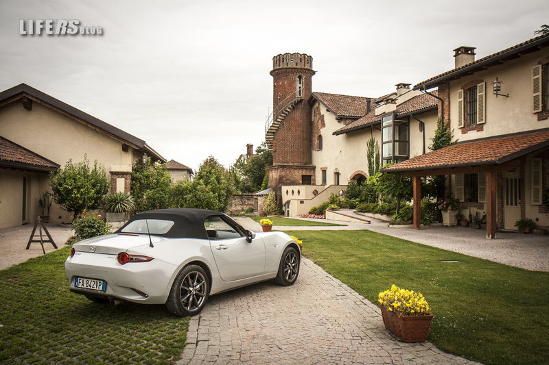 Mazda MX-5 1