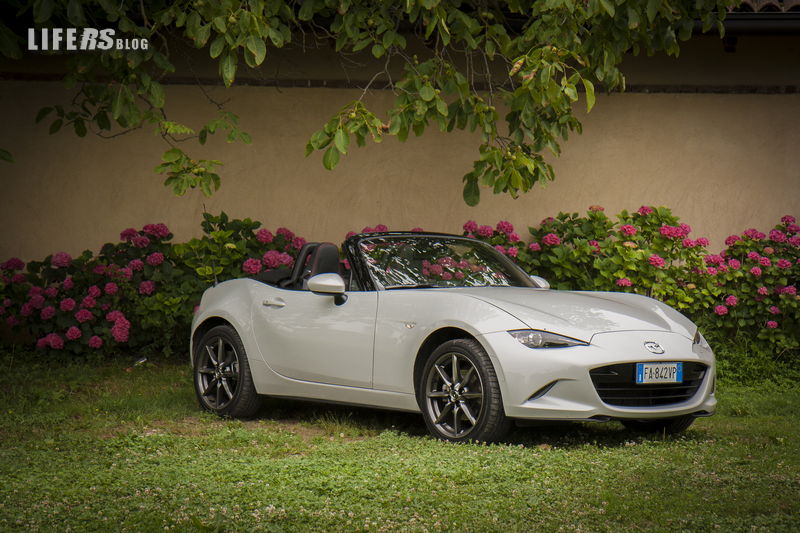 Mazda MX-5 8