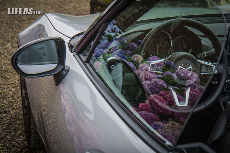 Mazda MX-5 4